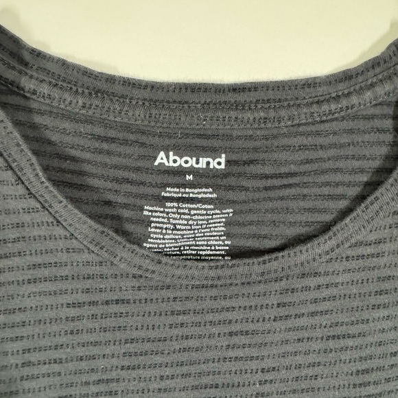 Striped Men’s Tee - Picture 3 of 5